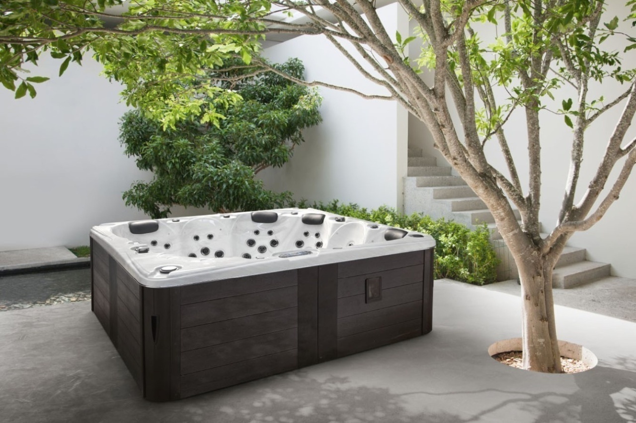 Спа бассейн Treesse Rodas (рис.1)