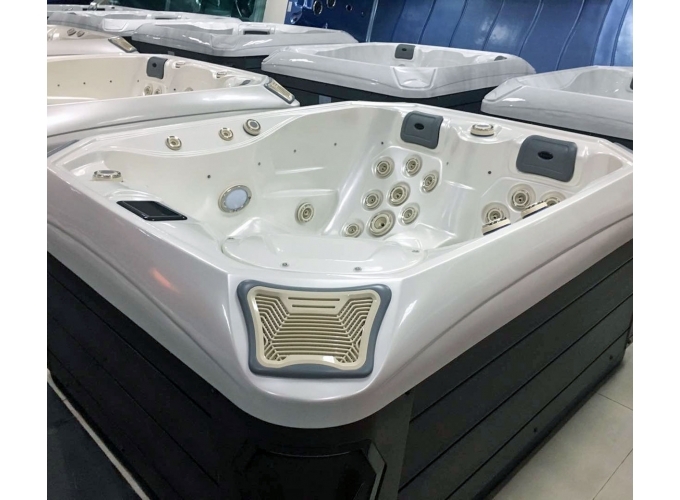 Гидромассажный спа-бассейн JNJ Spas Storm Paris SPA-635 (рис.1)