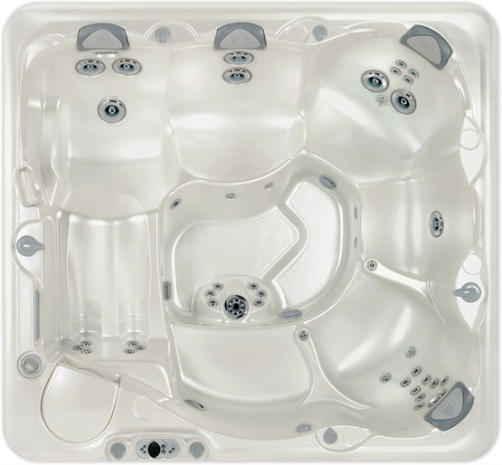 Гидромассажный спа бассейн Caldera Spas Moorea