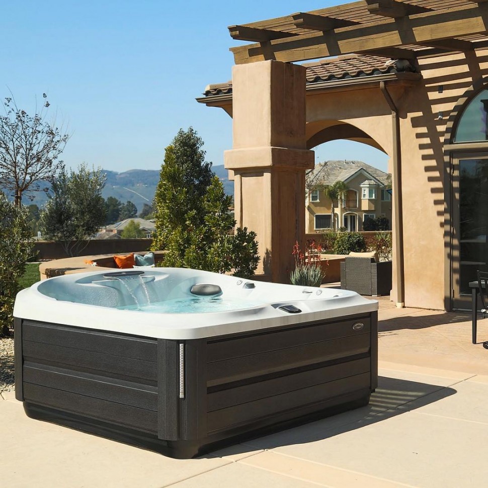 Мини-спа бассейн Jacuzzi J-445 (рис.1)