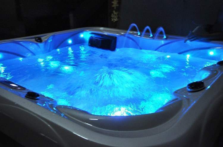 Уличный бассейн СПА Kingston JCS-63А (рис.1)